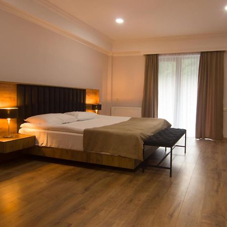 Lileo Inn Hotel ميستيا المظهر الخارجي الصورة