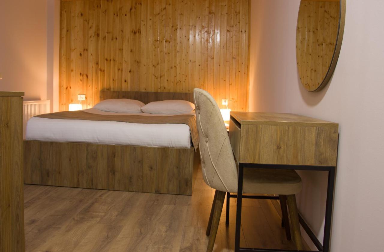 Lileo Inn Hotel ميستيا المظهر الخارجي الصورة